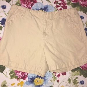 Gap khakis shorts.